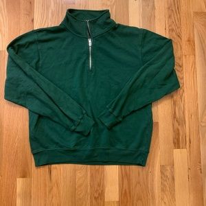 NWOT Brandy Melville Missy Sweatshirt Hunter green